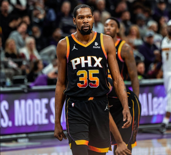 满冠体育官网包含杜兰特迎来二十赛季高光表现，公牛球迷沸腾！的词条